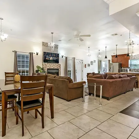 Spacious 4Br City Condo Steps From St Charles Ave New Orleans Exterior photo