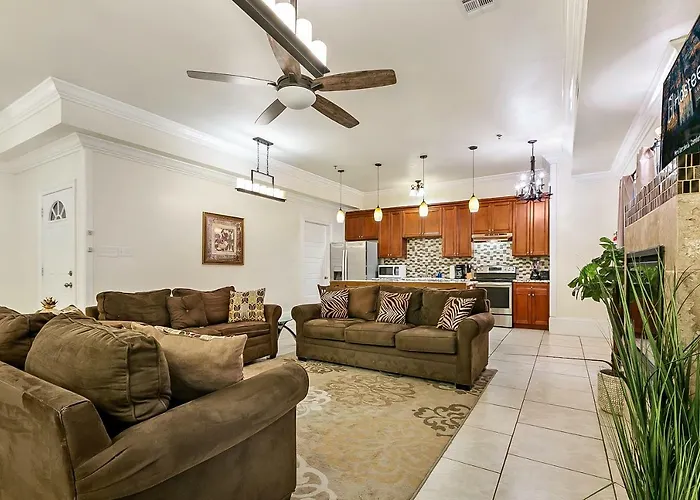 Spacious 4Br City Condo Steps From St Charles Ave